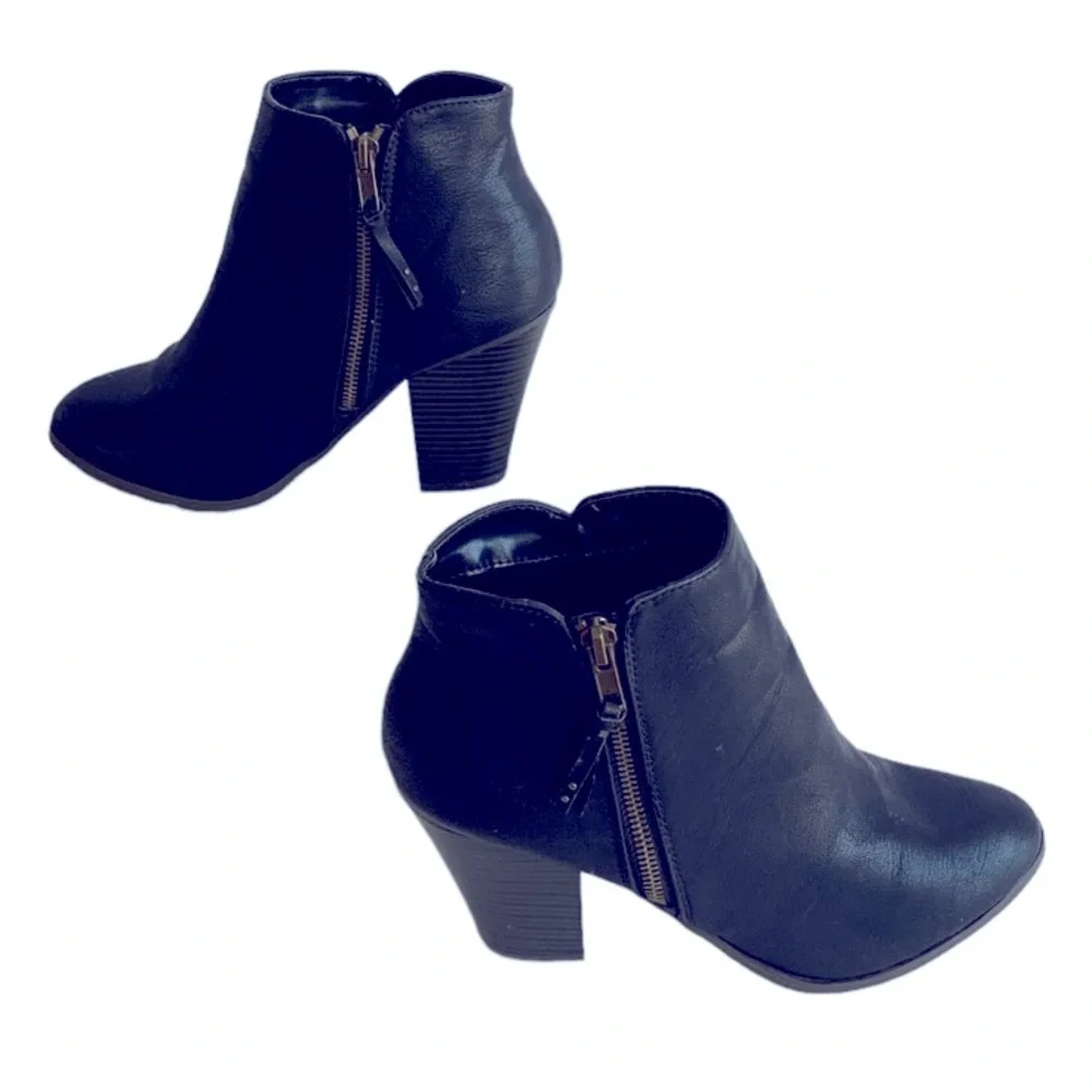 Charlotte Russe Black Boots Sz 9 - Picture 2 of 8